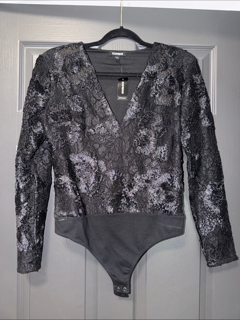 Express Black Floral-Textured V-Neck Long Sleeve Bodysuit- thong
